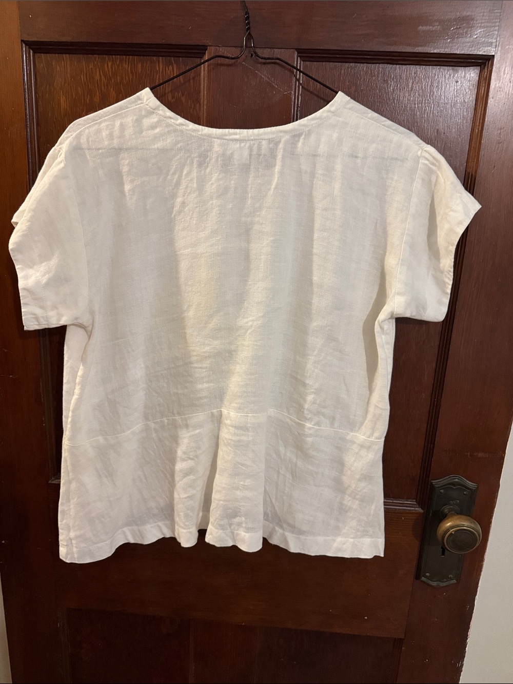Linen Short-Sleeve Peplum Top - Picture 2 of 3